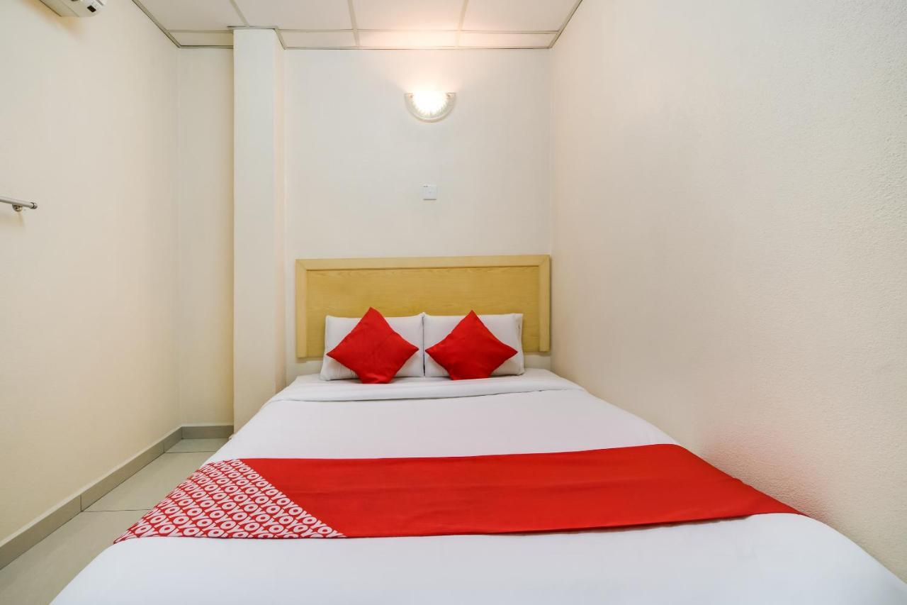 Oyo 301 River Inn Hotel Butterworth Ngoại thất bức ảnh